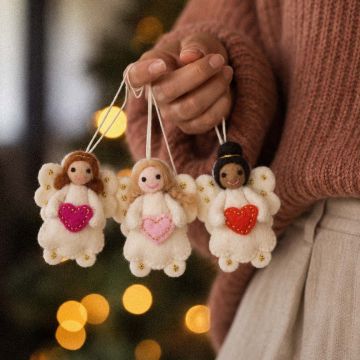 Set van 3 Angels of the World Priti