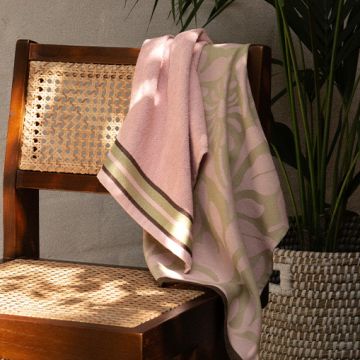 Keuken- en Theedoek Flower Carina GOTS - Sage Green & Soft Pink met Geschenkdoos